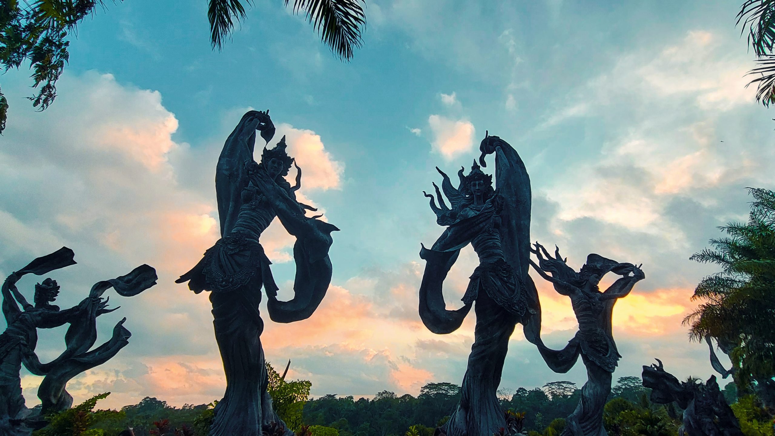 UNVEILING BALI’S MAJESTIC WATERFALLS: Exploring Ubud Bali’s Natural Wonders