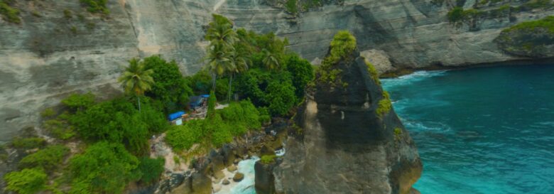 Diamond Beach Bali’s Pristine Paradise: Top 5 Must-Visit Attractions