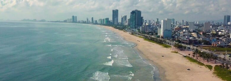 DA NANG Beach 🏖️ VIETNAM My Khe Beach🌊 and Promenade